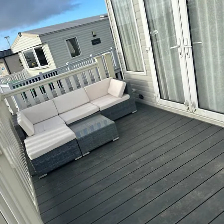 Blue Dolphin Static مكان تخييم Gristhorpe